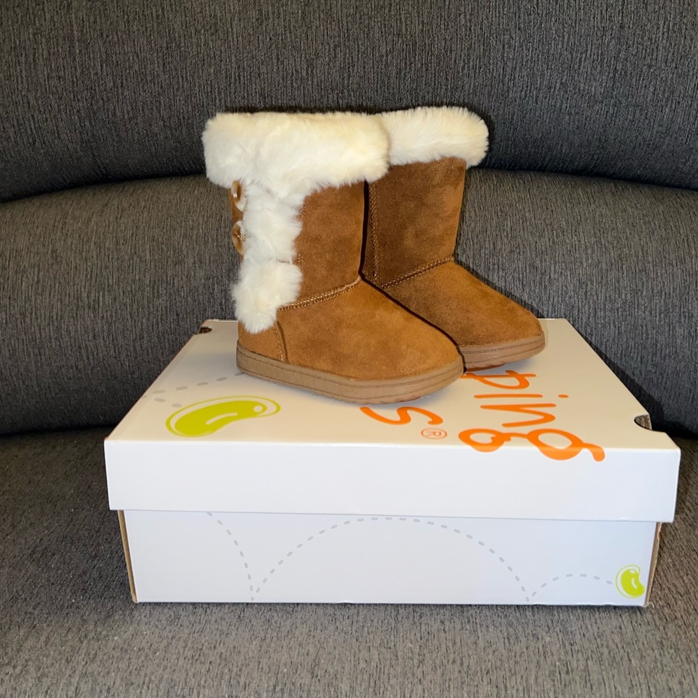 Jumping Beans® Nora Toddler Girls'
Faux-Fur Winter Boots